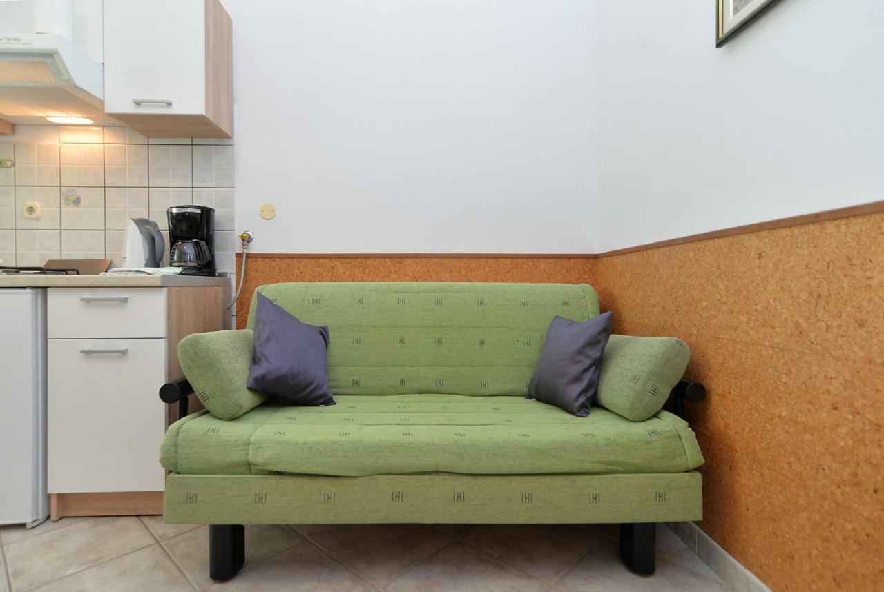 Pool Apartments 624 بولا المظهر الخارجي الصورة