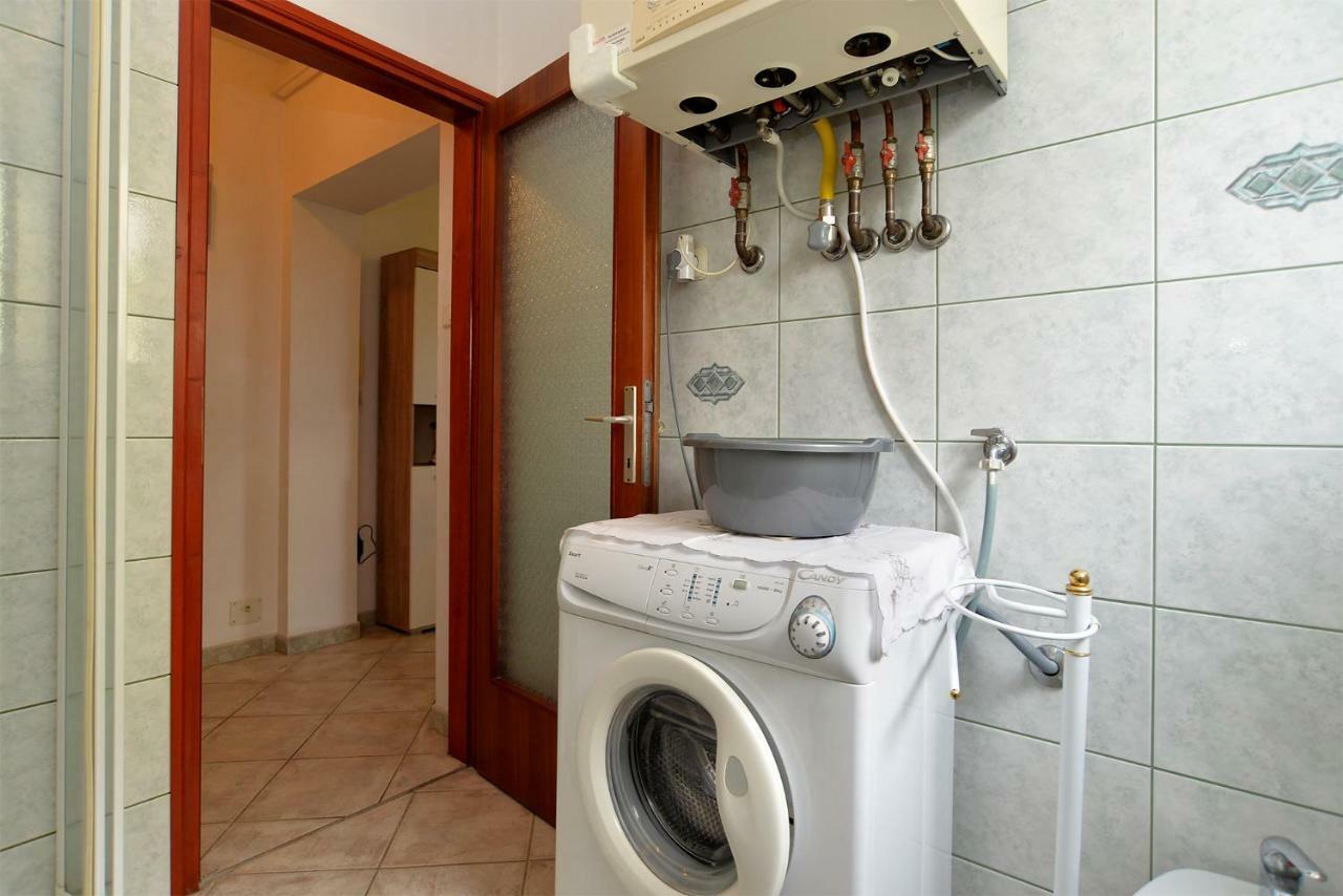Pool Apartments 624 بولا المظهر الخارجي الصورة