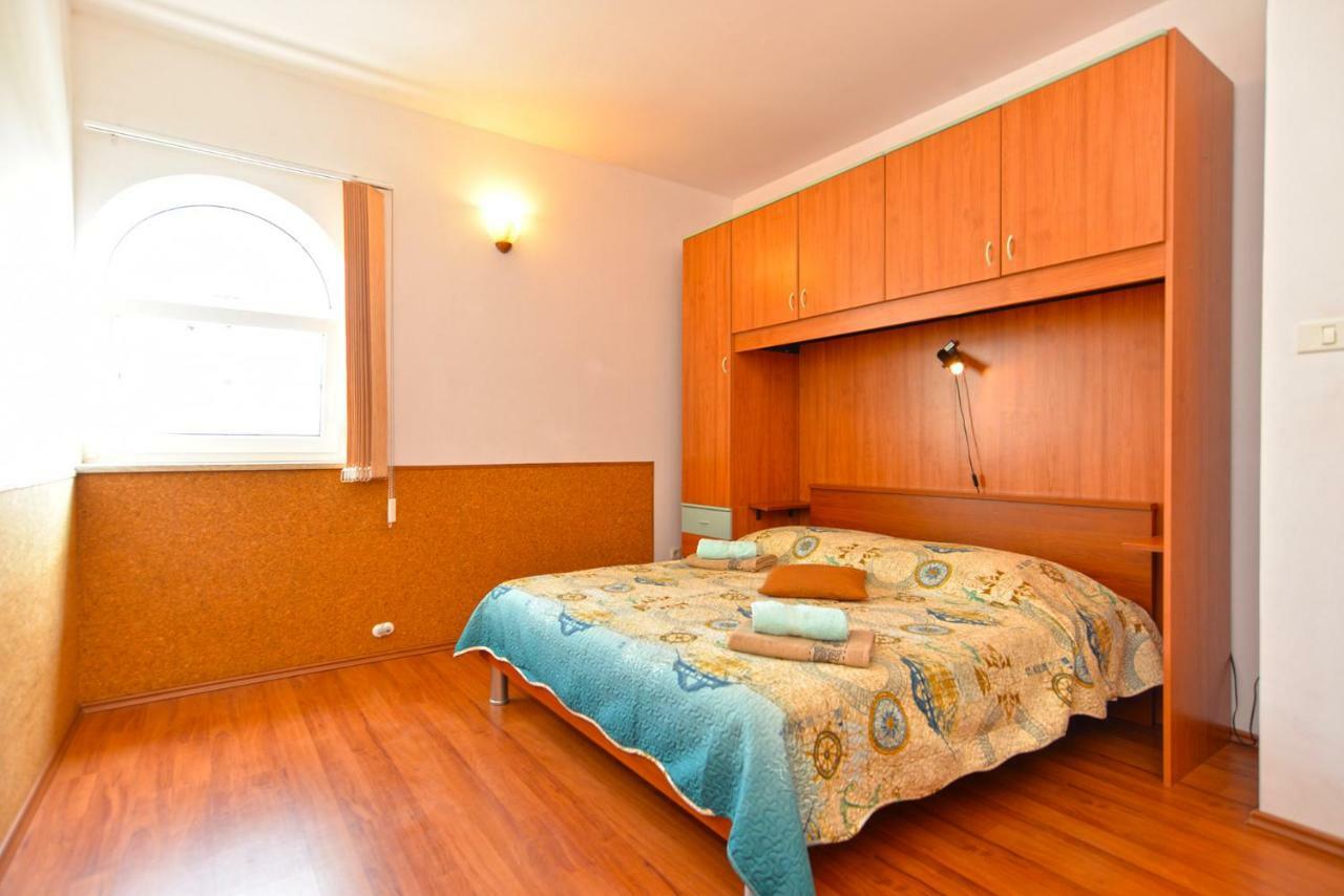 Pool Apartments 624 بولا المظهر الخارجي الصورة