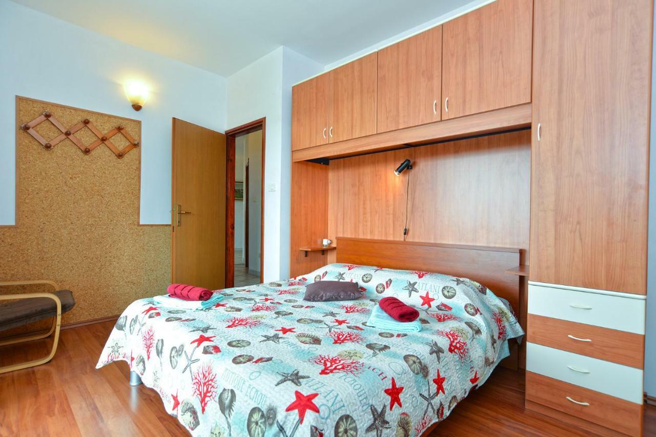 Pool Apartments 624 بولا المظهر الخارجي الصورة