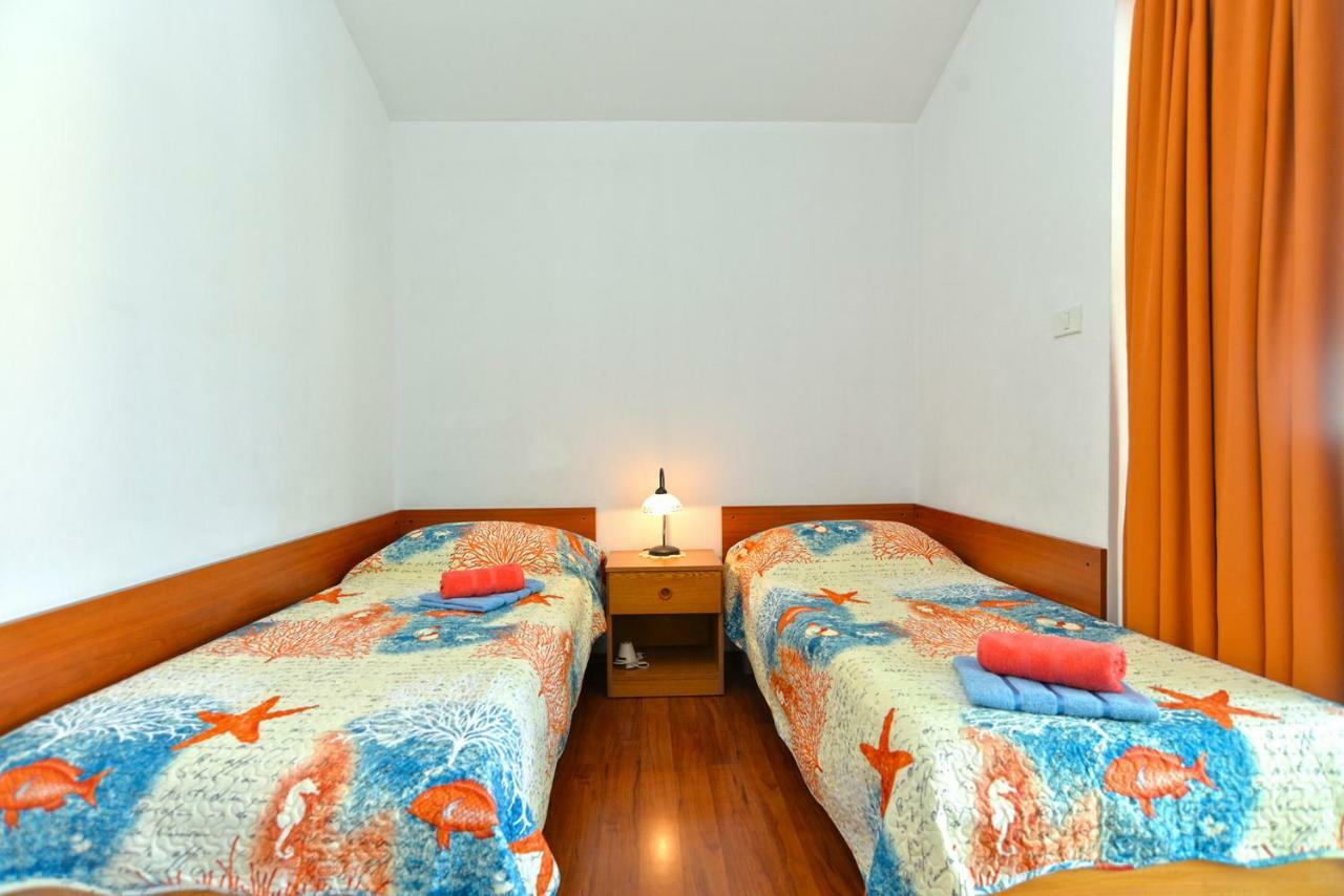 Pool Apartments 624 بولا المظهر الخارجي الصورة